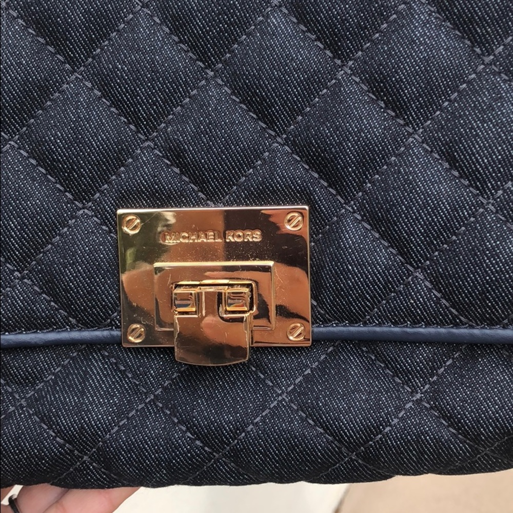 Michael Kors purse - Picture 4 of 5